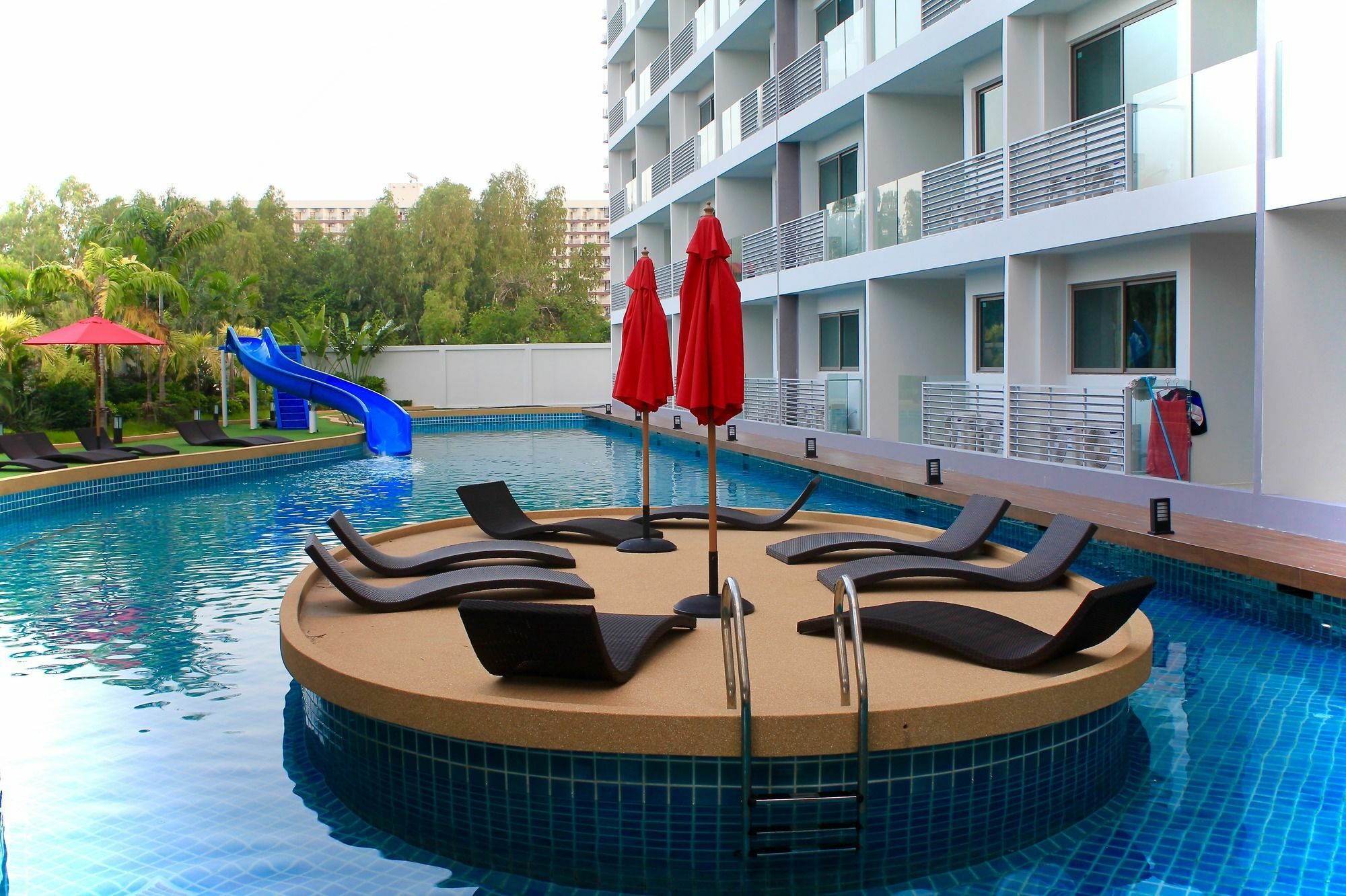 Laguna Beach Resort Praia de Jomtien Exterior foto
